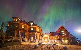 The Lodge At Bow Lake