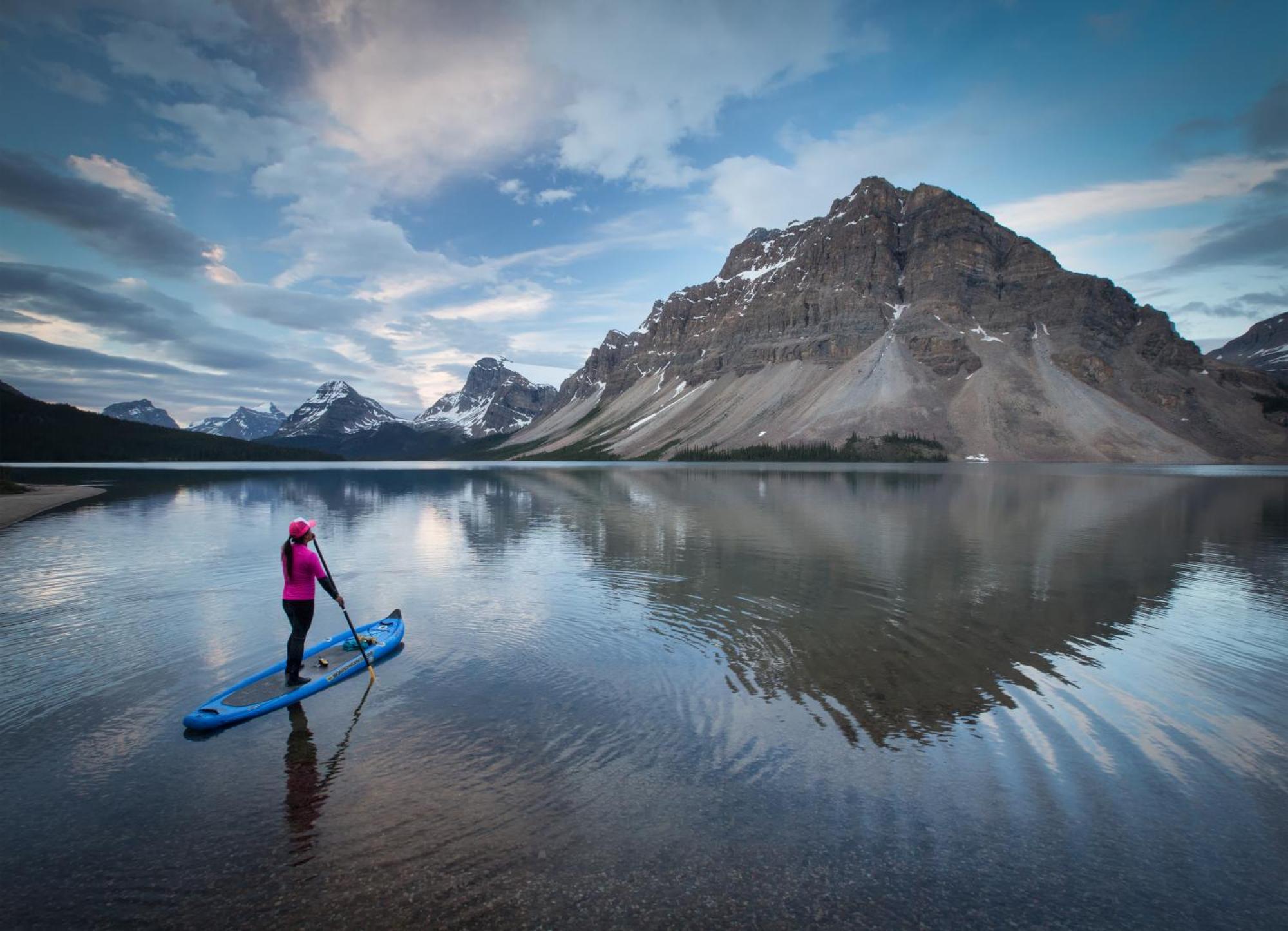 The Lodge At Bow Lake Lake Louise Exterior photo