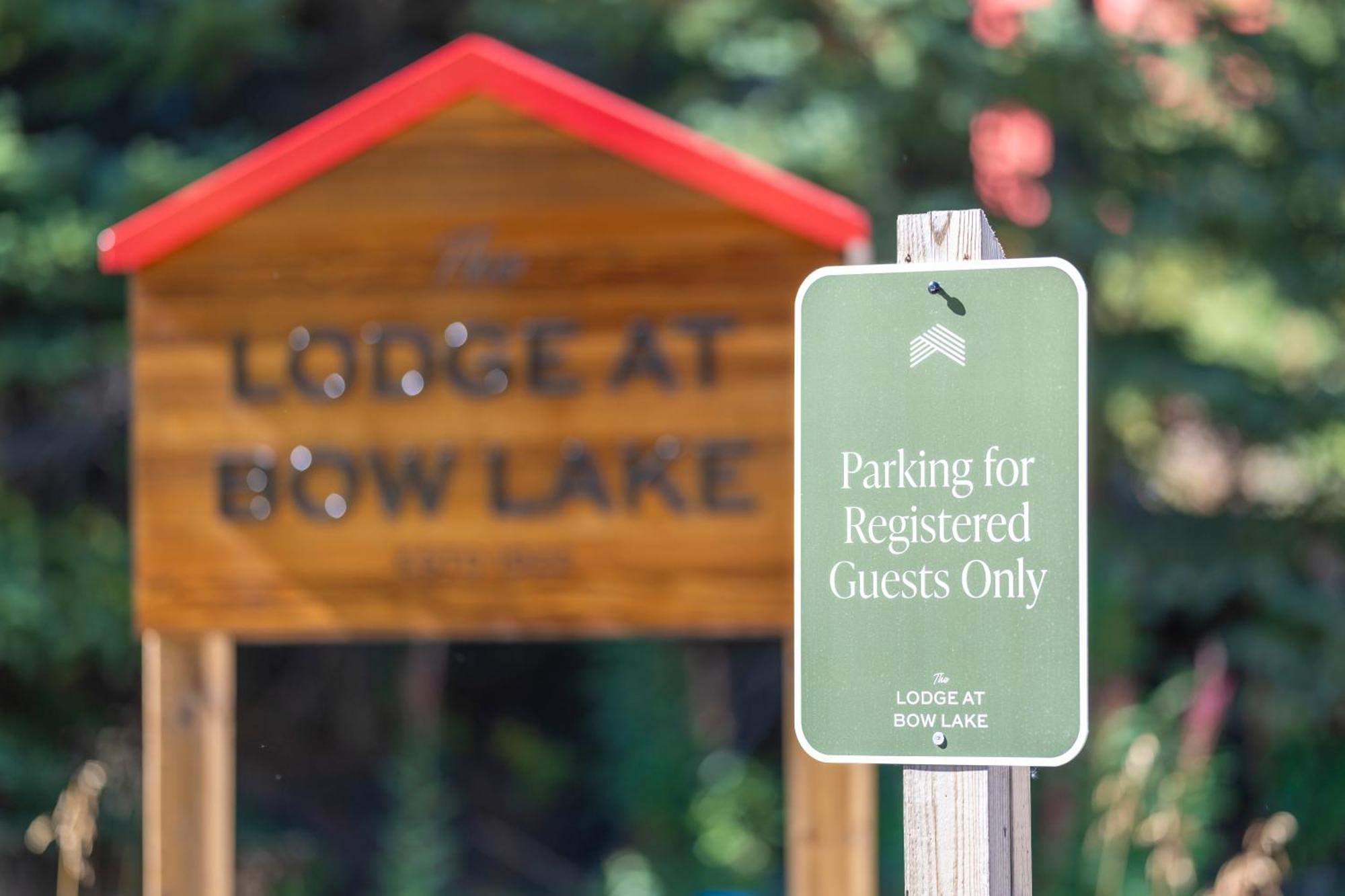 The Lodge At Bow Lake Lake Louise Exterior photo